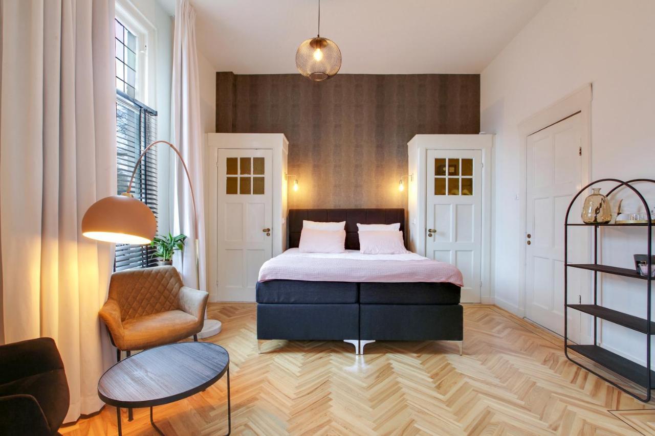 Romantische Stad Suite "Alora", Met Prive Parkeerplaats Alkmaar Ngoại thất bức ảnh